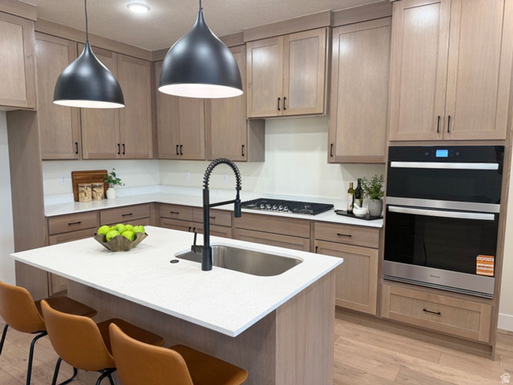 Image 6 of property listing at 773 S GREENWAY DR #49, Springville, UT 84663