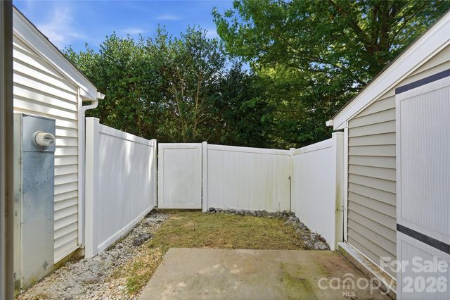 2511 Brackley Place NW, Concord, NC 28027