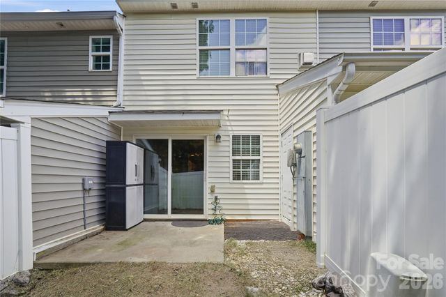 2511 Brackley Place NW, Concord, NC 28027