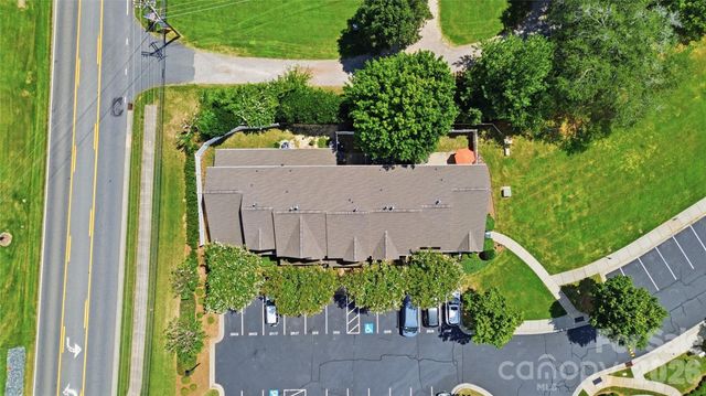 2511 Brackley Place NW, Concord, NC 28027