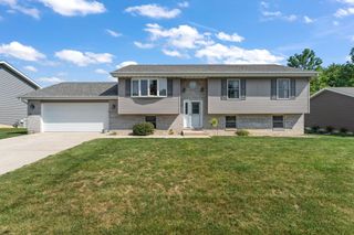 7012 W 160th Place, Lowell, IN 46356
