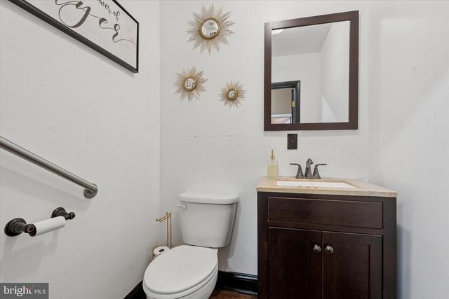 1604 RIDGE AVE, Philadelphia, PA 19130