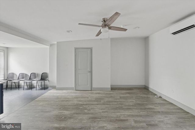 1604 RIDGE AVE, Philadelphia, PA 19130