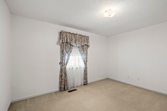 914 Valleywood Drive, Hixson, TN 37343
