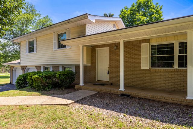 914 Valleywood Drive, Hixson, TN 37343