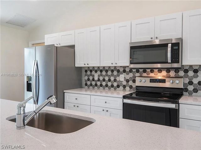 2803 N EL DORADO BLV, Cape Coral, FL 33993