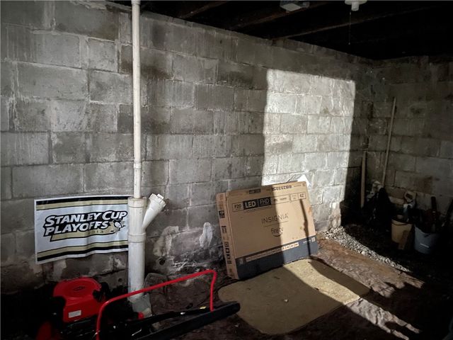 1036 Bruce St, City Of Washington, PA 15301