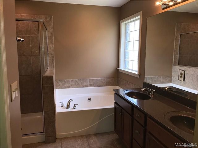 3912 CLAIBORNE Circle, Montgomery, AL 36116