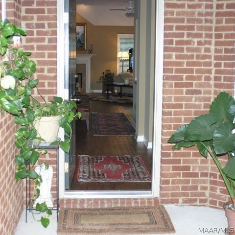 3912 CLAIBORNE Circle, Montgomery, AL 36116