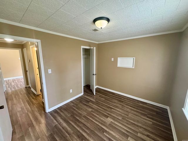 1417 S Bailey St, Jacksonville, AR 72076