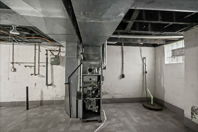 1940 SW 8th Street, Akron, OH 44314