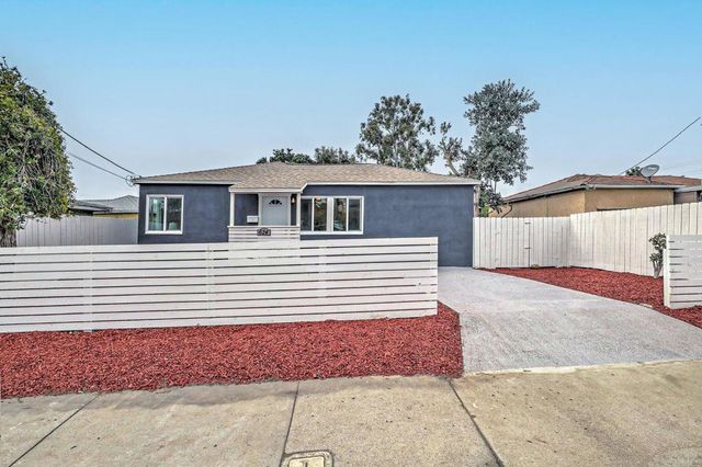 624 Palm Ave, National City, CA 91950