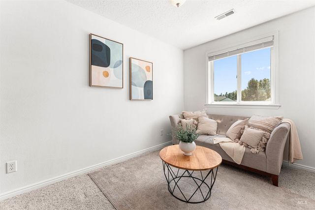 728 N Apricot Pl, Nampa, ID 83687