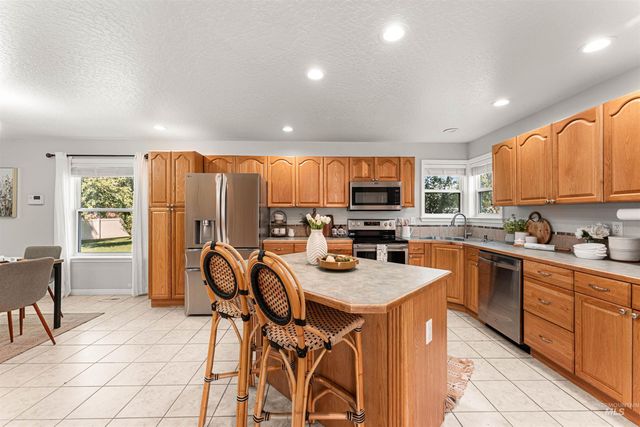 728 N Apricot Pl, Nampa, ID 83687