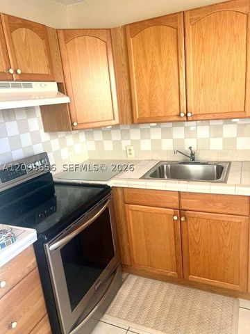 528 Mansfield M 528, Boca Raton, FL 33434