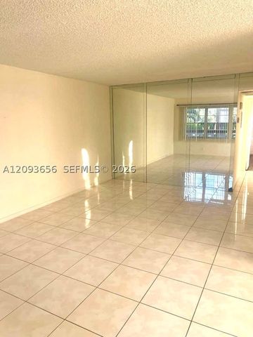 528 Mansfield M 528, Boca Raton, FL 33434