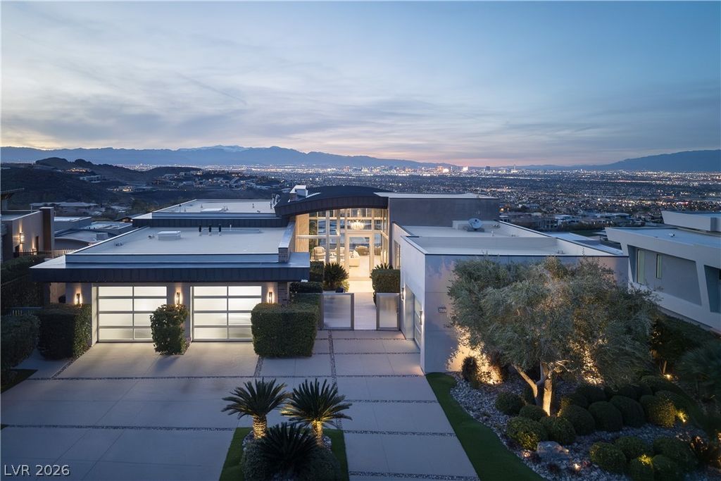 677 Tranquil Rim Court, Henderson, NV 89012 — photo 4