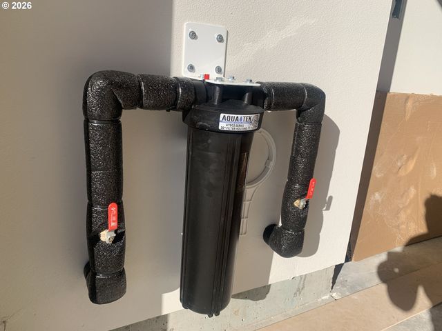 1892 S HOLLY St, Canby, OR 97013