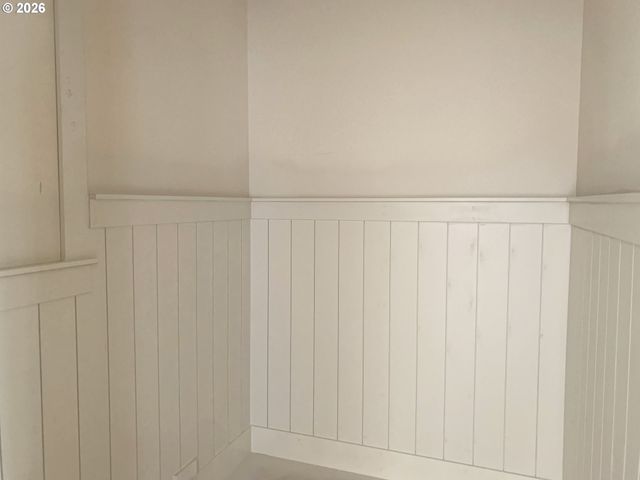 1892 S HOLLY St, Canby, OR 97013