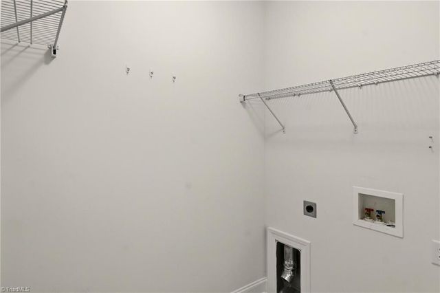 4855 Sterling Brooke Lane, Winston-salem, NC 27103