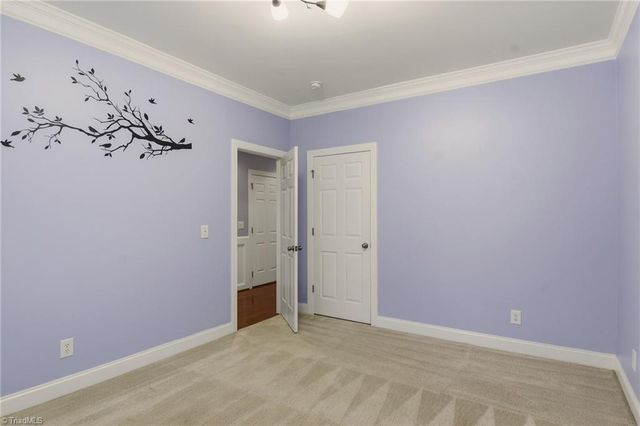 4855 Sterling Brooke Lane, Winston-salem, NC 27103