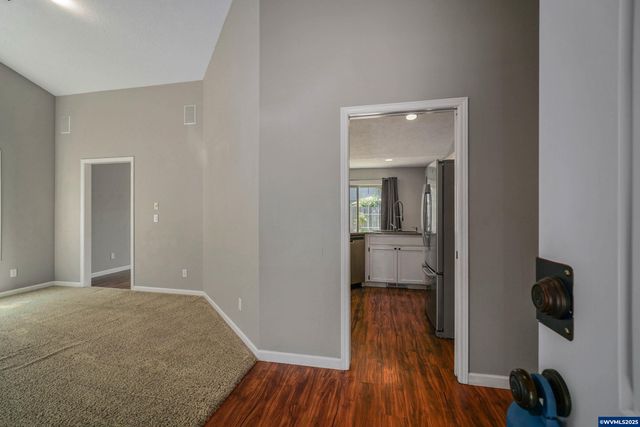 7881 Waterloo St NE, Keizer, OR 97303