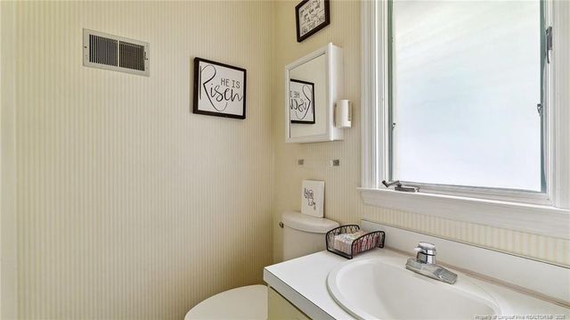 1855 Riverside Boulevard, Lumberton, NC 28358