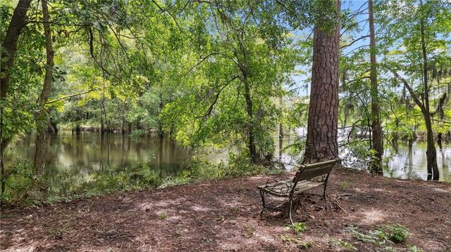 1855 Riverside Boulevard, Lumberton, NC 28358