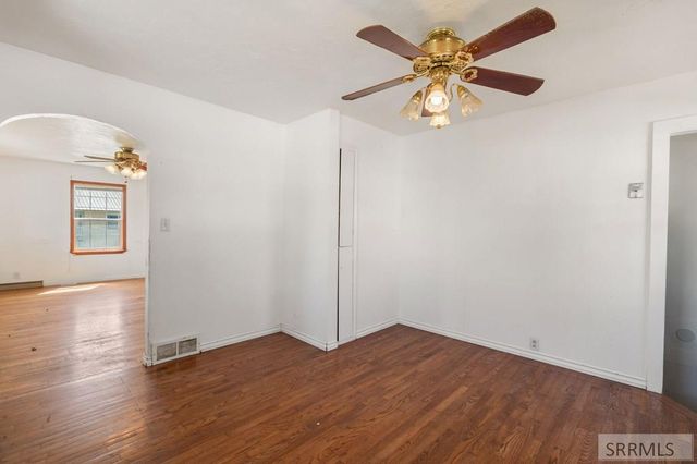 570 S Park Avenue, Shelley, ID 83274