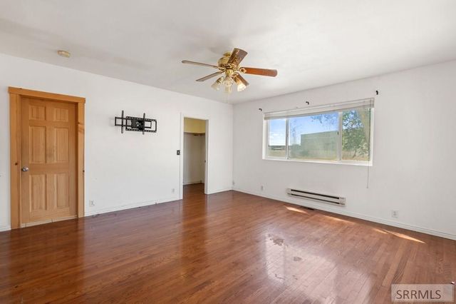 570 S Park Avenue, Shelley, ID 83274