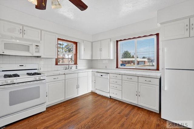 570 S Park Avenue, Shelley, ID 83274