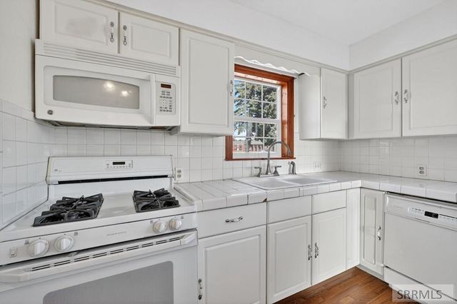 570 S Park Avenue, Shelley, ID 83274