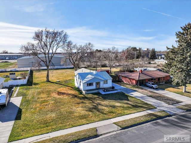 570 S Park Avenue, Shelley, ID 83274