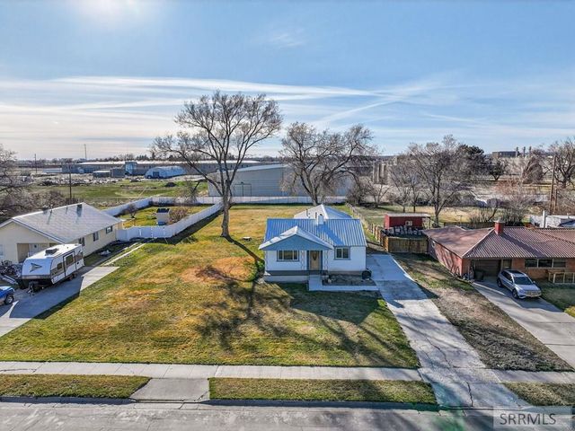 570 S Park Avenue, Shelley, ID 83274