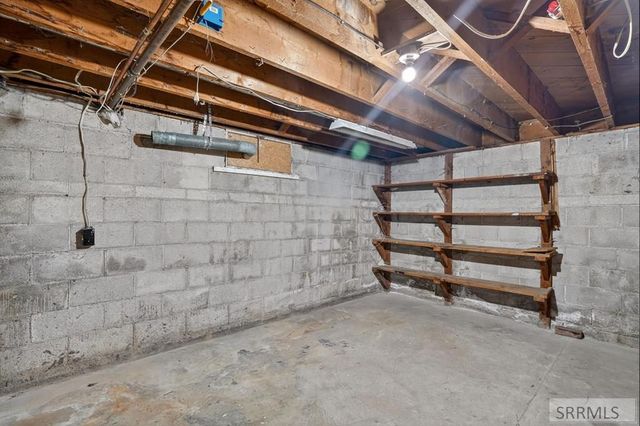 570 S Park Avenue, Shelley, ID 83274