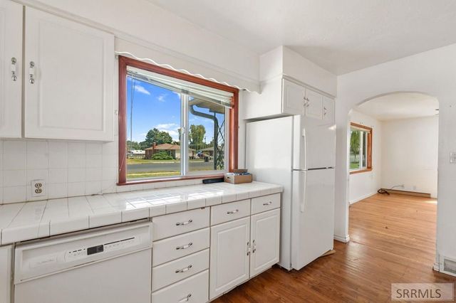 570 S Park Avenue, Shelley, ID 83274