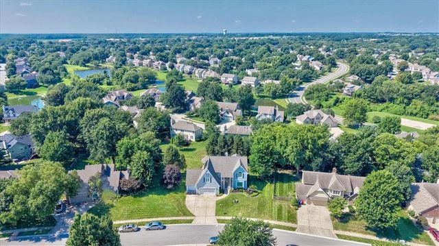 2525 SE Nottingham Drive, Lee's Summit, MO 64063