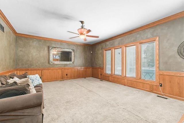 2525 SE Nottingham Drive, Lee's Summit, MO 64063