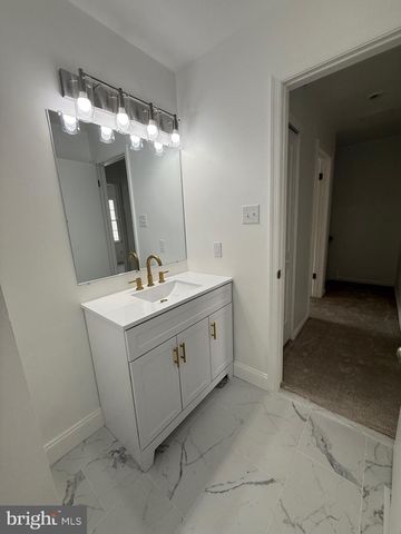 5 GENARD CT, Mantua, NJ 08051