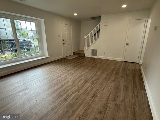 5 GENARD CT, Mantua, NJ 08051
