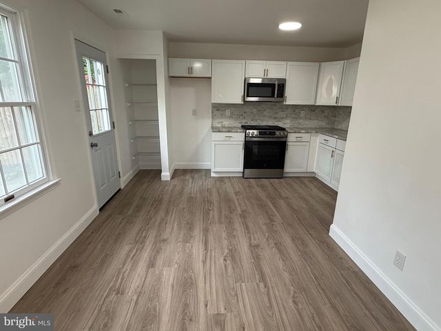5 GENARD CT, Mantua, NJ 08051