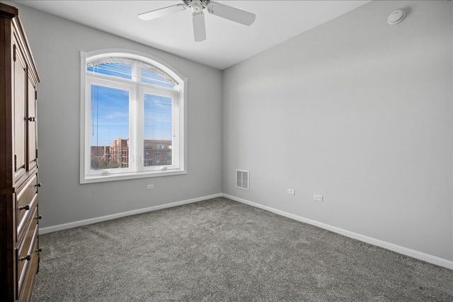 5055 Madison Street 601, Skokie, IL 60077