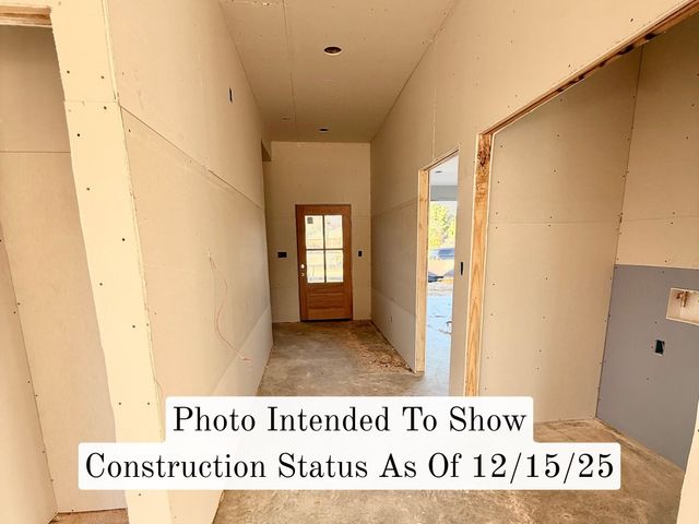 210 Central Park Court, Athens, TX 75751