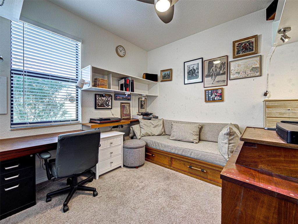 Image 28 of property listing at 12781 CINQUETERRE DRIVE, Venice, FL 34293