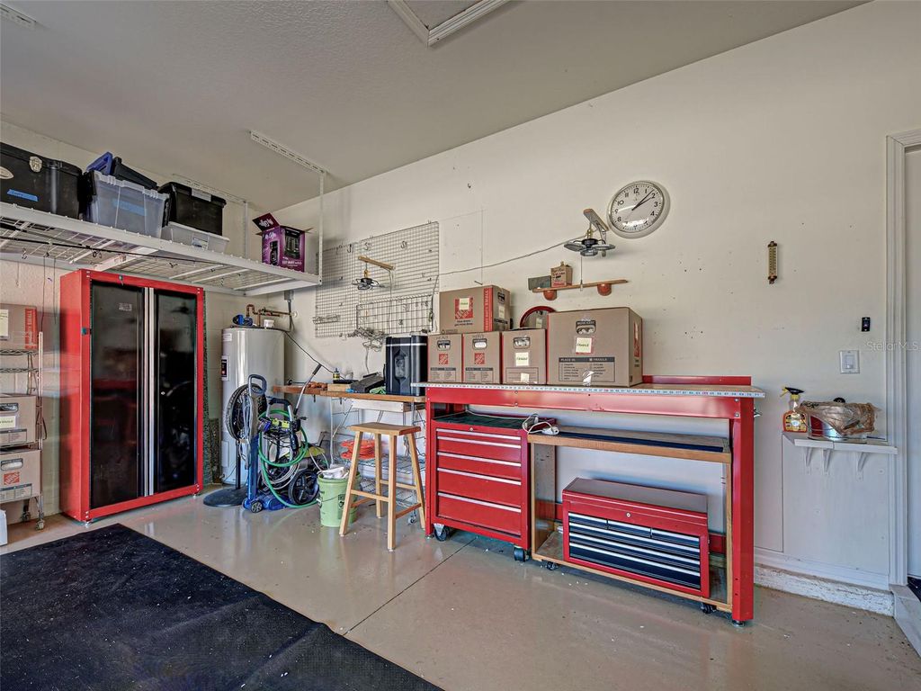 Image 35 of property listing at 12781 CINQUETERRE DRIVE, Venice, FL 34293