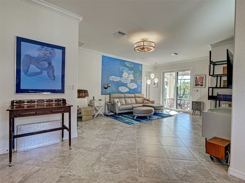 Image 7 of property listing at 12781 CINQUETERRE DRIVE, Venice, FL 34293