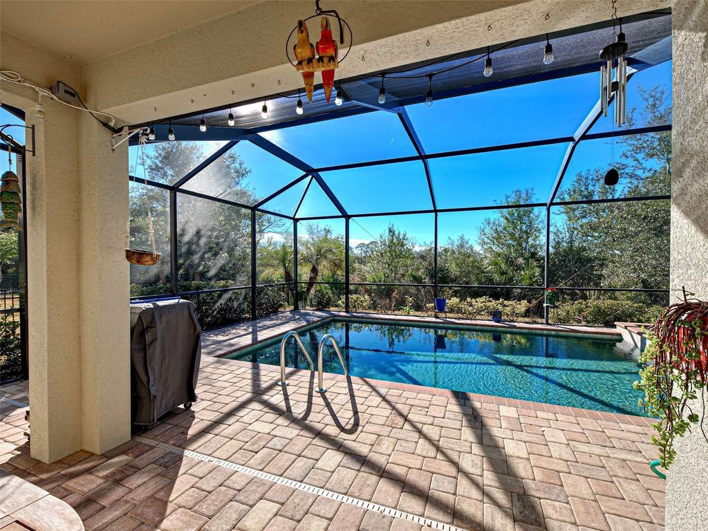 Image 9 of property listing at 12781 CINQUETERRE DRIVE, Venice, FL 34293