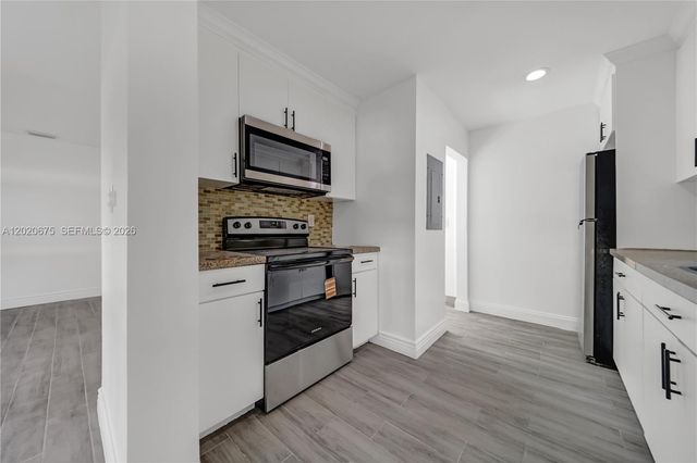 2440 NW 31st Ave, Fort Lauderdale, FL 33311