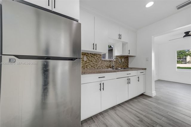 2440 NW 31st Ave, Fort Lauderdale, FL 33311