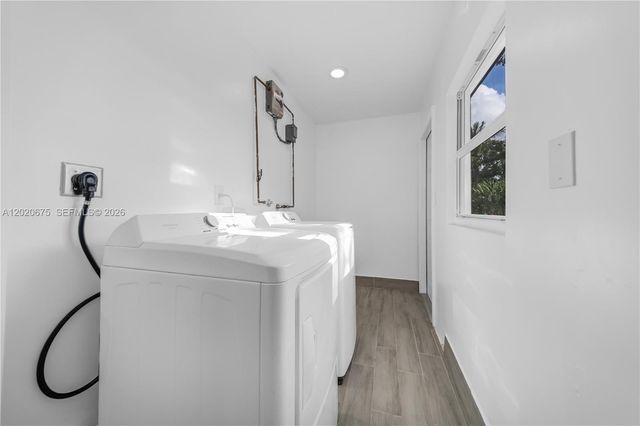 2440 NW 31st Ave, Fort Lauderdale, FL 33311